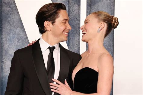 Kate Bosworth, Justin Long Had Impromptu, Casual Wedding:。